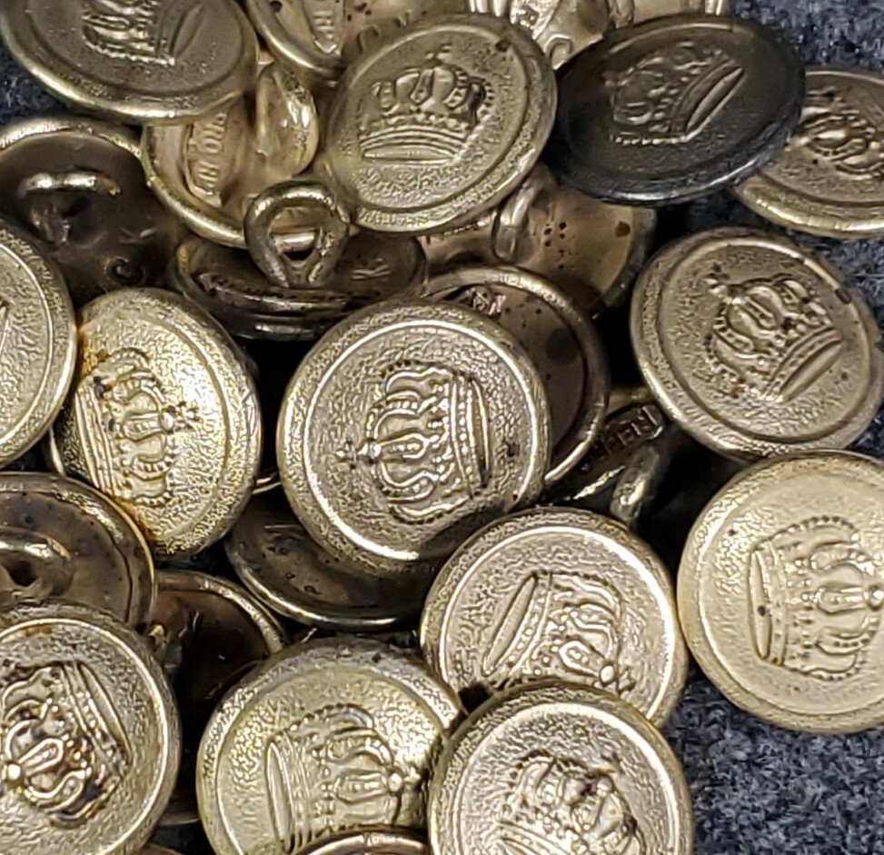 WWI German Button 1910 with Brass finish, 18MM buttons by the each