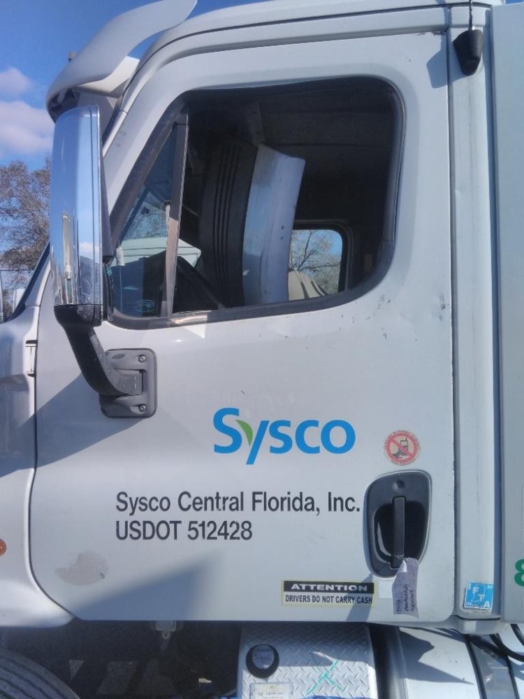 For 2013 FREIGHTLINER CASCADIA 113 DOOR ASSEMBLY Left ,  FL