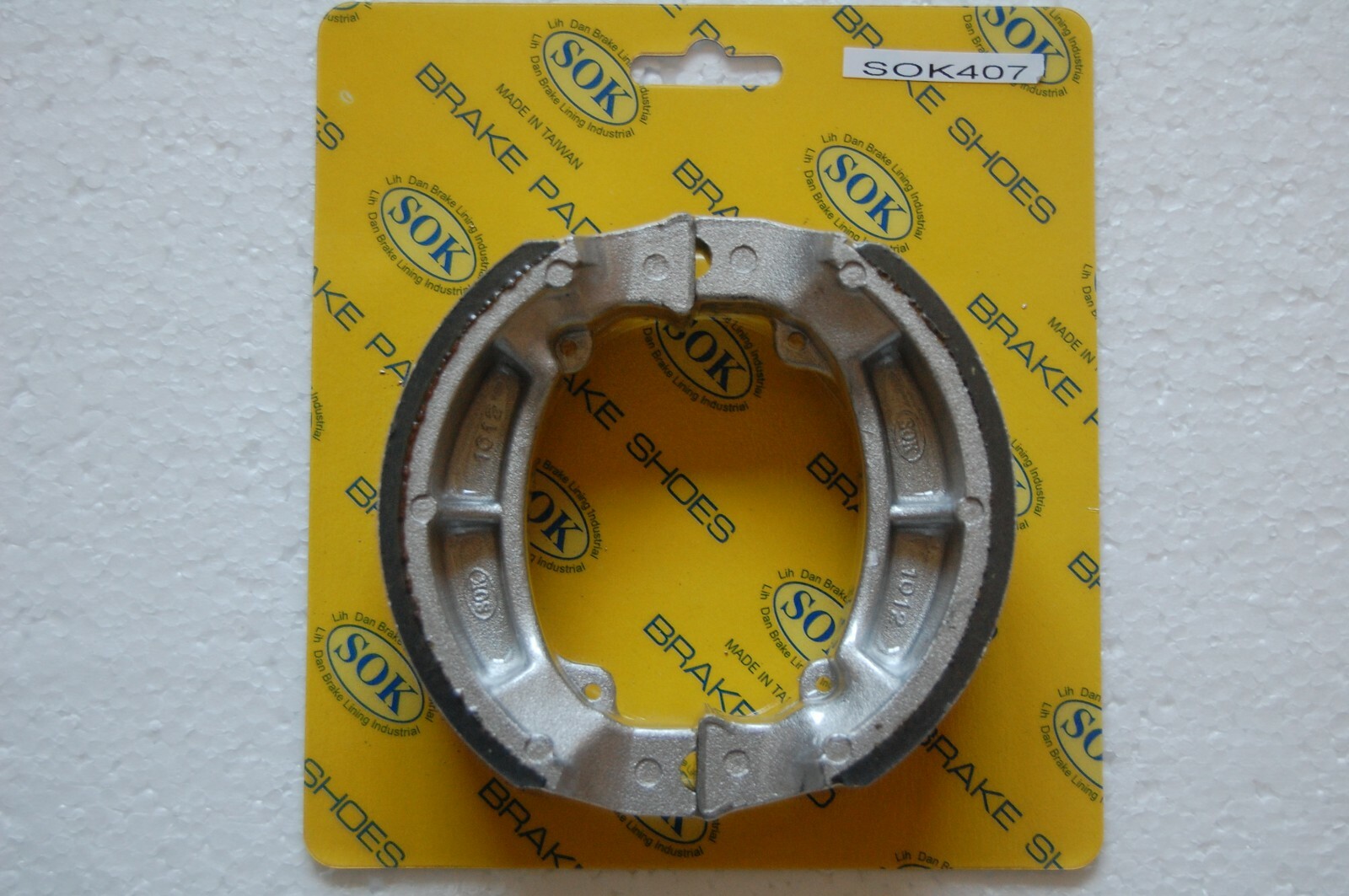 REAR BRAKE SHOES fit KAWASAKI KL KLR 250, 1980-2005 KLR250 KL250