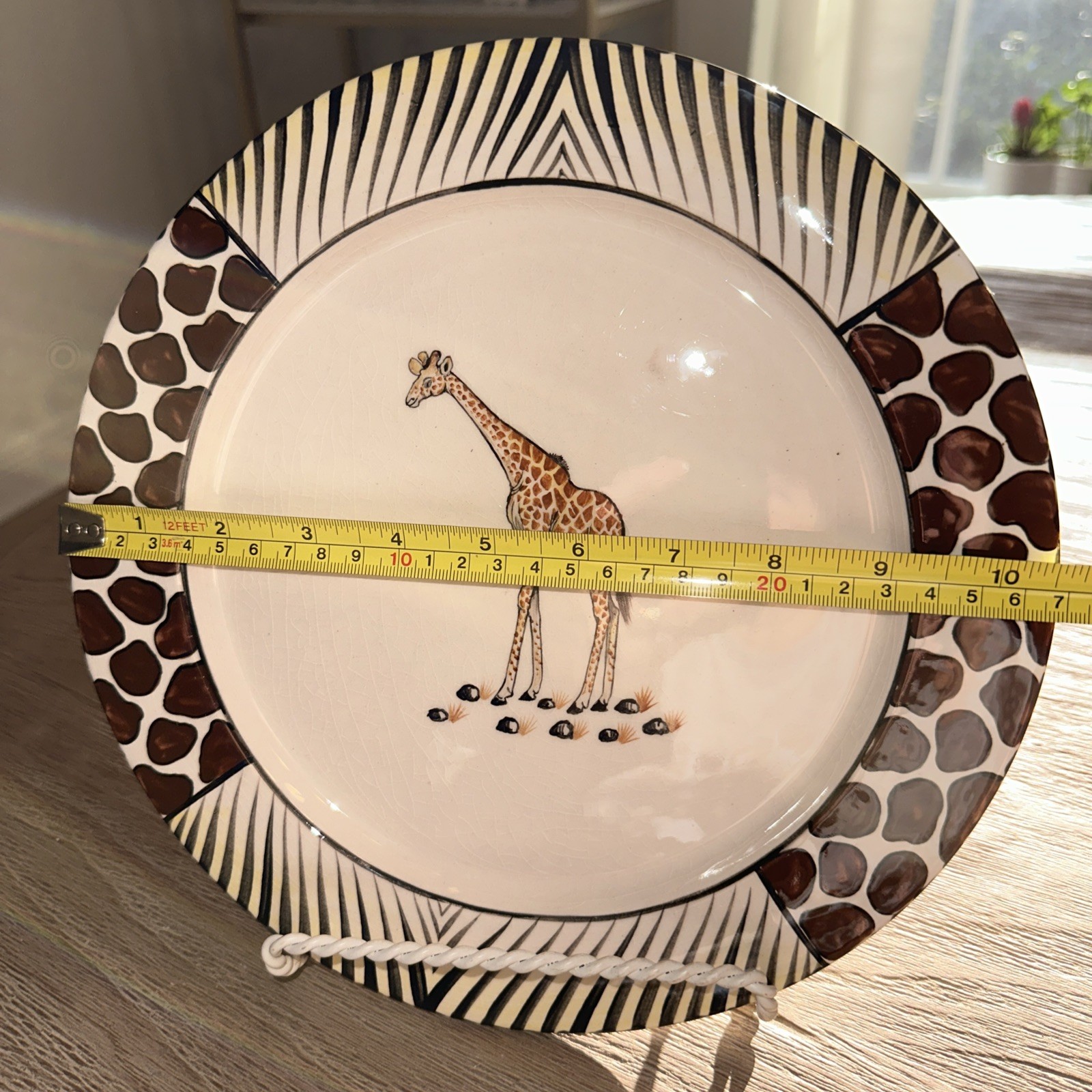 Penzo Zimbabwe Hand Painted 10.75 In Plate Giraffe Signed 2007