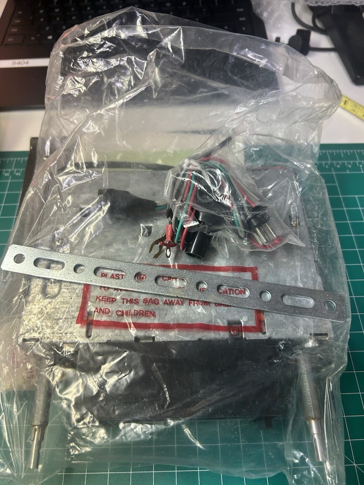 Kraco DASHMASTER Model KID-581P