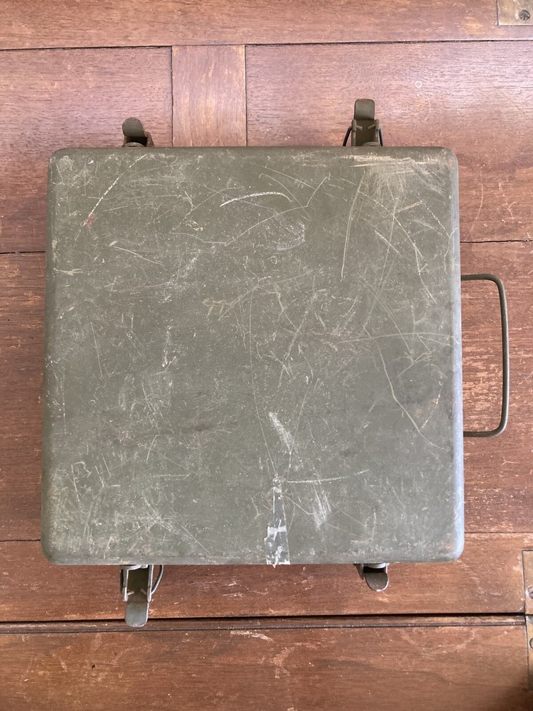 US Army First aid kit box | No. 9-221-240 Box Only