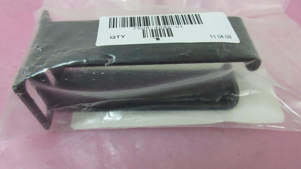Hammond 7500-4092-01 Cable Mount Ring 1U