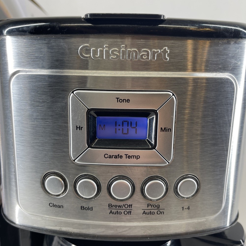 Cuisinart Coffee Maker PerfecTemp 14 Cup Programmable Brew Pause 3 Temp DCC3200