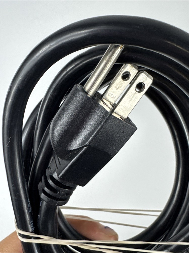 Behringer Reference Amplifier Model A500 Working Used