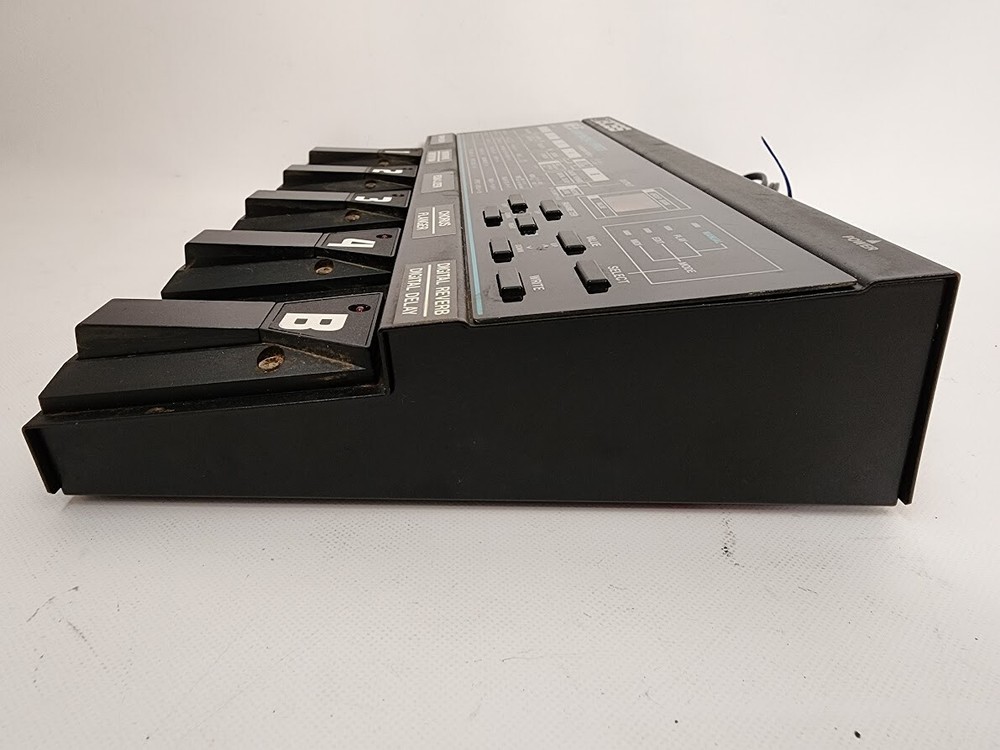Boss ME-5 Analog Multi Effect processor Pedal