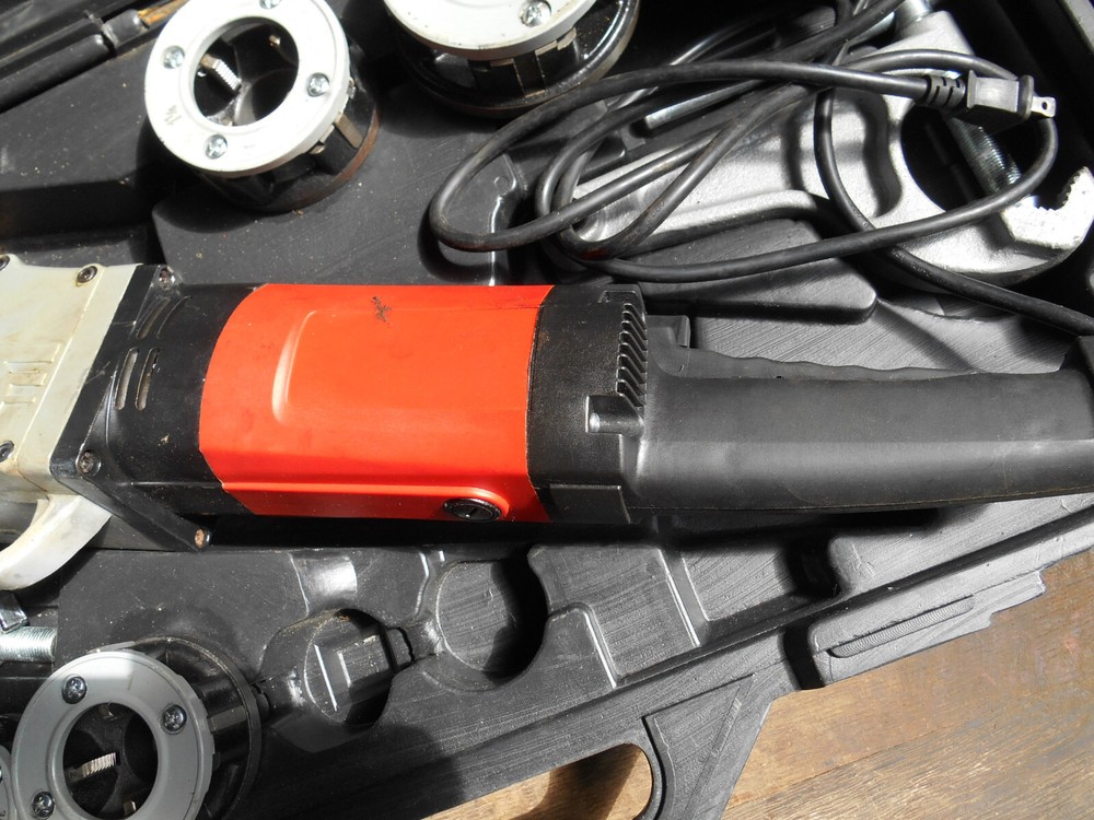 Steel Dragon Handheld Power Pipe Threader SDT-600-Pro 1/2"-2"