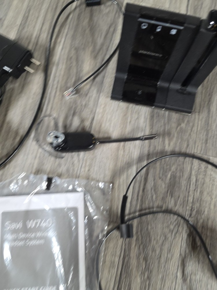 Plantronics Savi W740 Wireless Headset System Wireless Phone Communication
