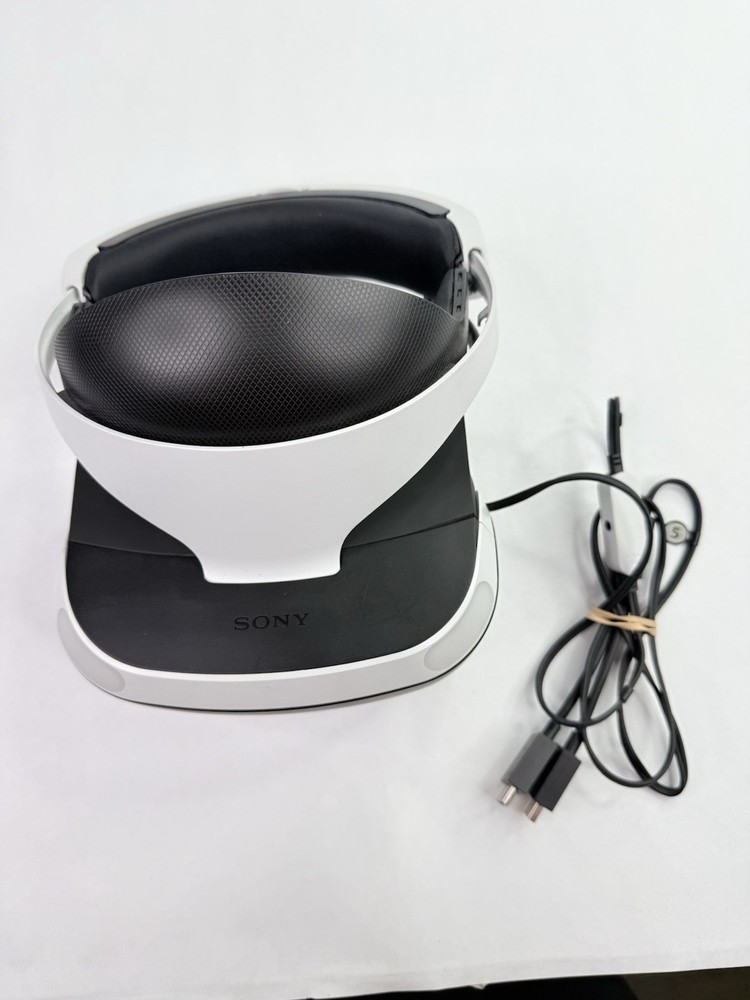 Sony PlayStation 4 PS VR Headset Bundle w/ 3 Games