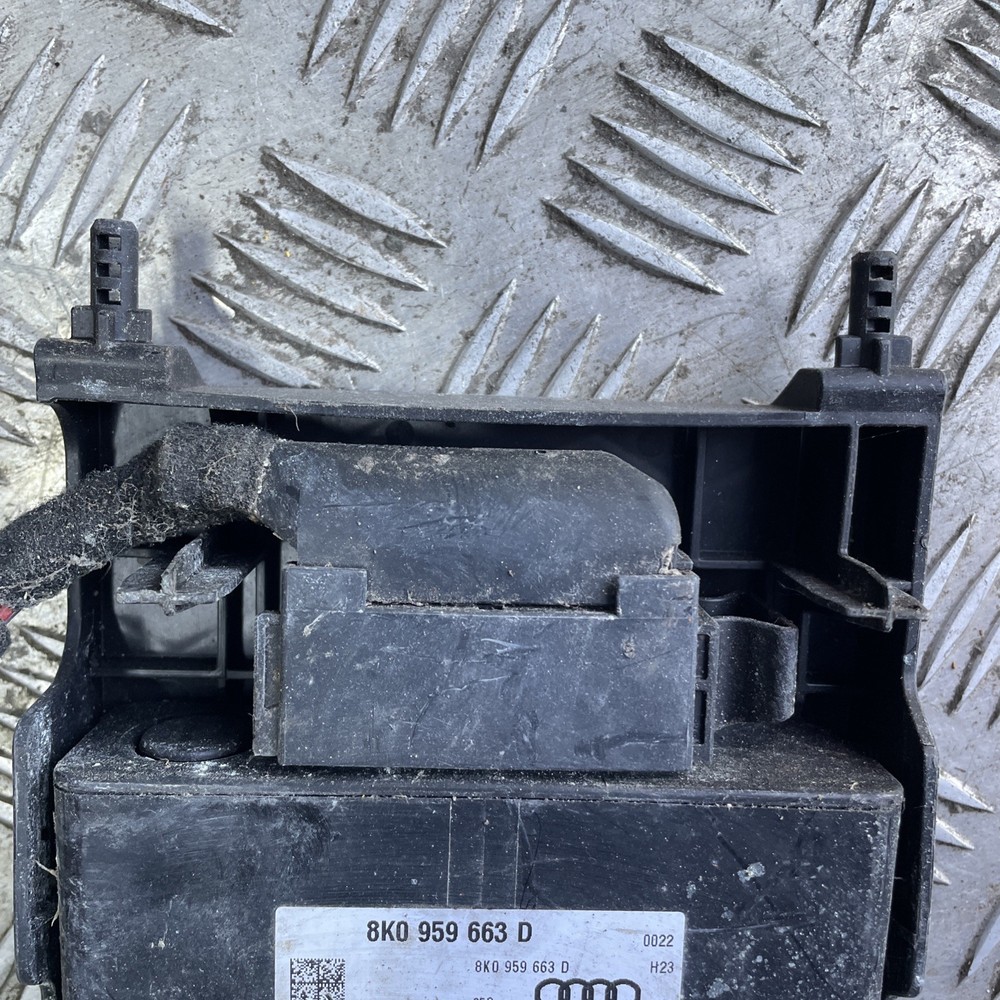 Audi A5 S-back MK1 FL (2011-2016) Voltage Stabilizer Module 8K0959663D