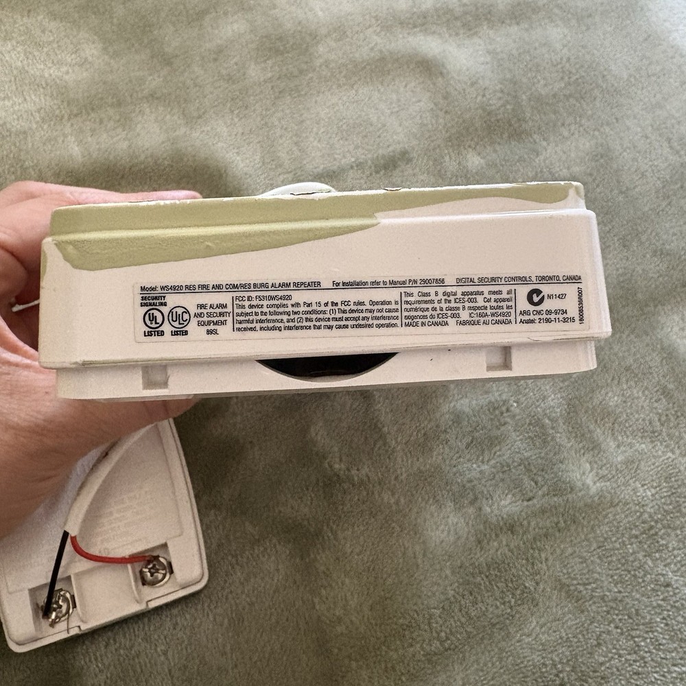 DSC WS4920 NA Wireless Repeater