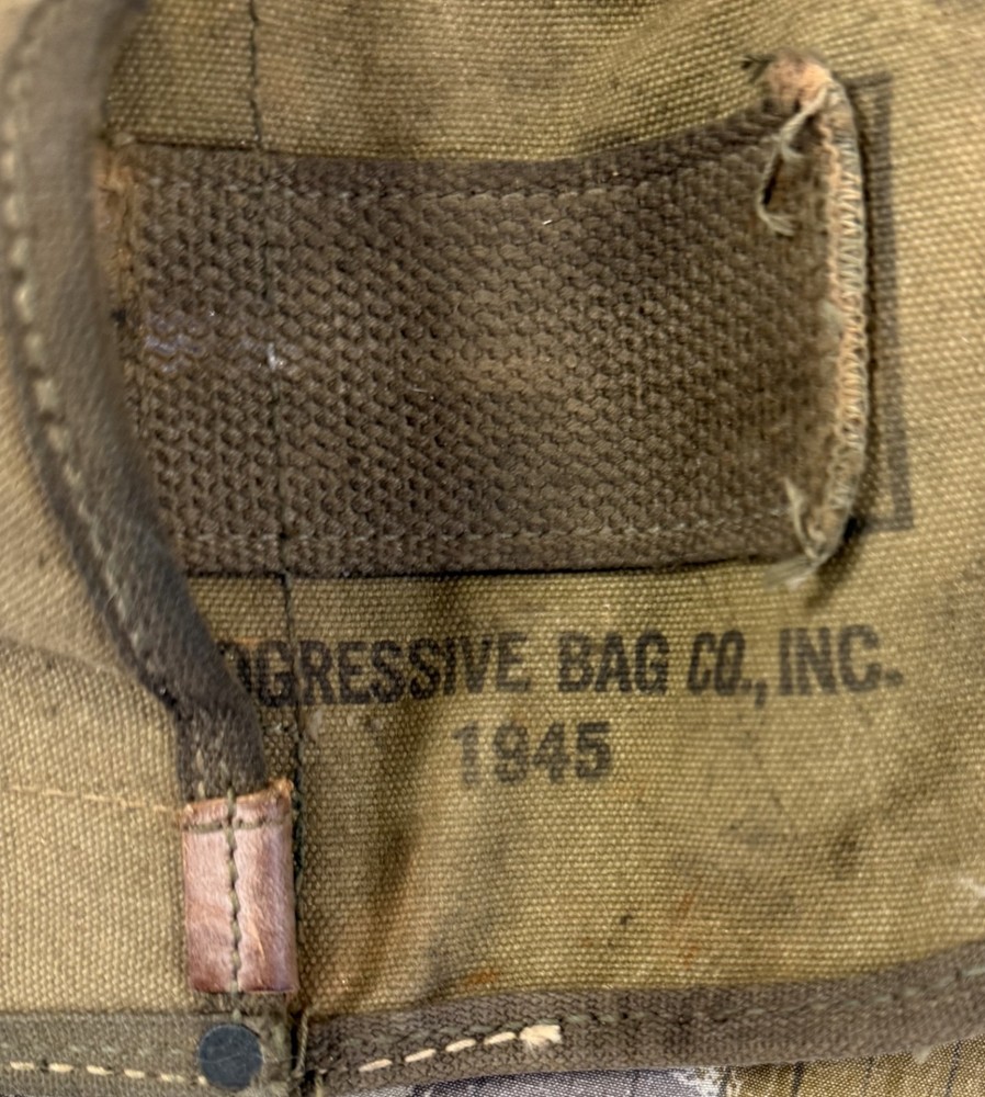 WW2 US Army Entrenching Tool, E-Tool and Cover, b