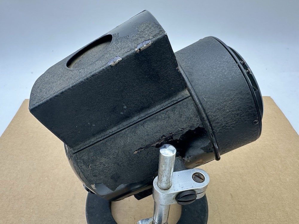 MICROSCOPE ILLUMINATOR Antique Spotlight Model 370 American Optical Co.