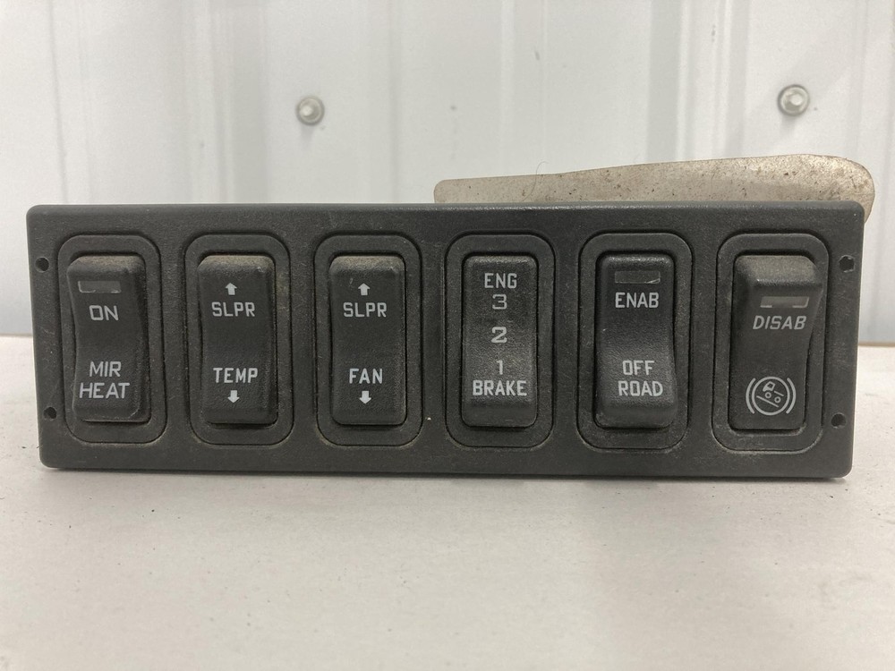 International PROSTAR GAUGE AND SWITCH Dash Panel - Used