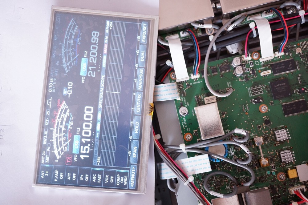 ICOM IC7610 LCD replacement resolve “Image Retention” issue “Screen Burn-in”