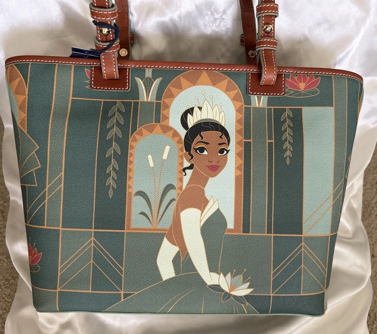 NEW TAGS DISNEY PARKS DOONEY BOURKE PRINCESS TIANA GREEN/BROWN LEATHER TOTE