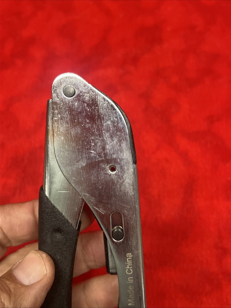 (UNBRANDED) FEED-THRU MODULAR PLUG CRIMP TOOL (t40)