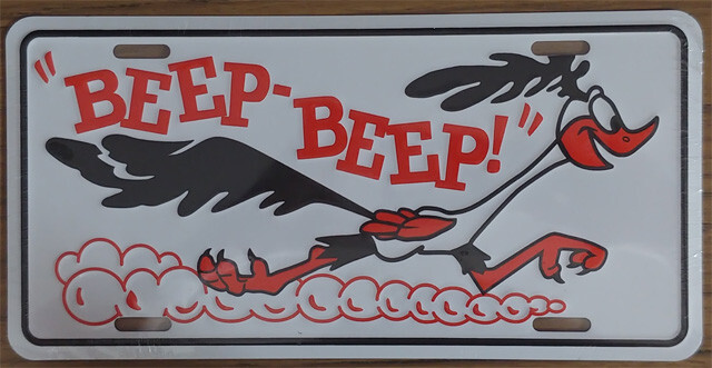 Vintage Road Runner Beep Beep Novelty License Plate Embossed Metal Roadrunn 2700