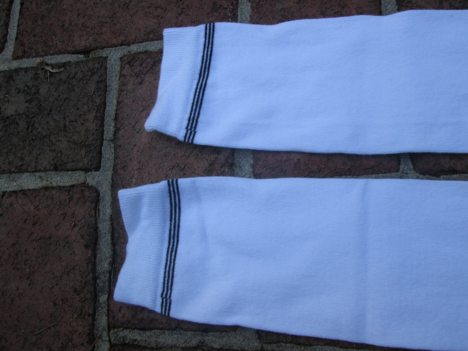 CROWN COLONIAL REV WAR 18-19TH C STOCKING CLOCKED WHITE BLACK COTTON TOPIARY NEW