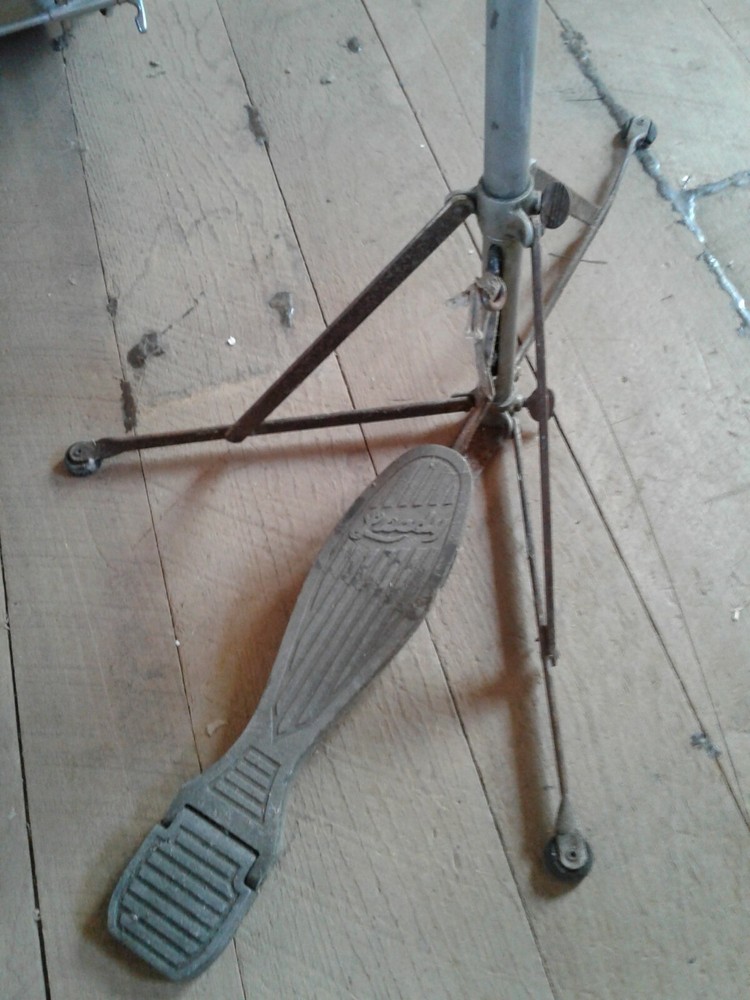 Leedy Flat Base Hi Hat Stand