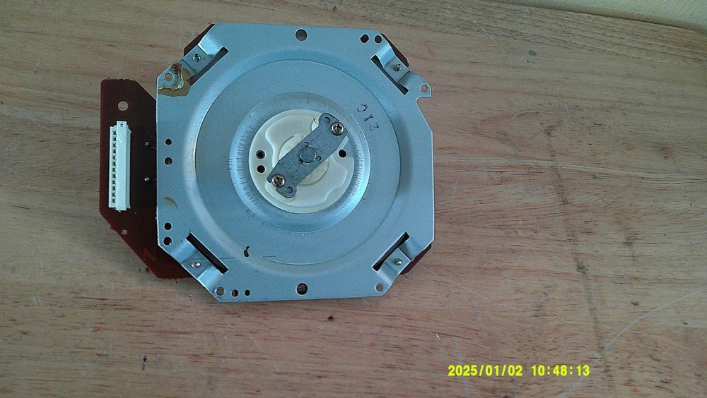 Technics SL-D202 Turntable DD Motor