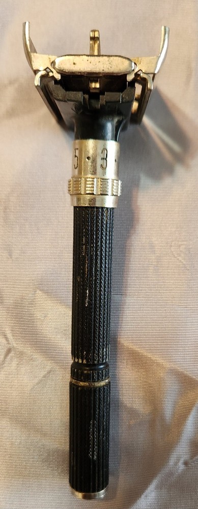 Vintage Gillette Black Handle Adjustable Safety Razor