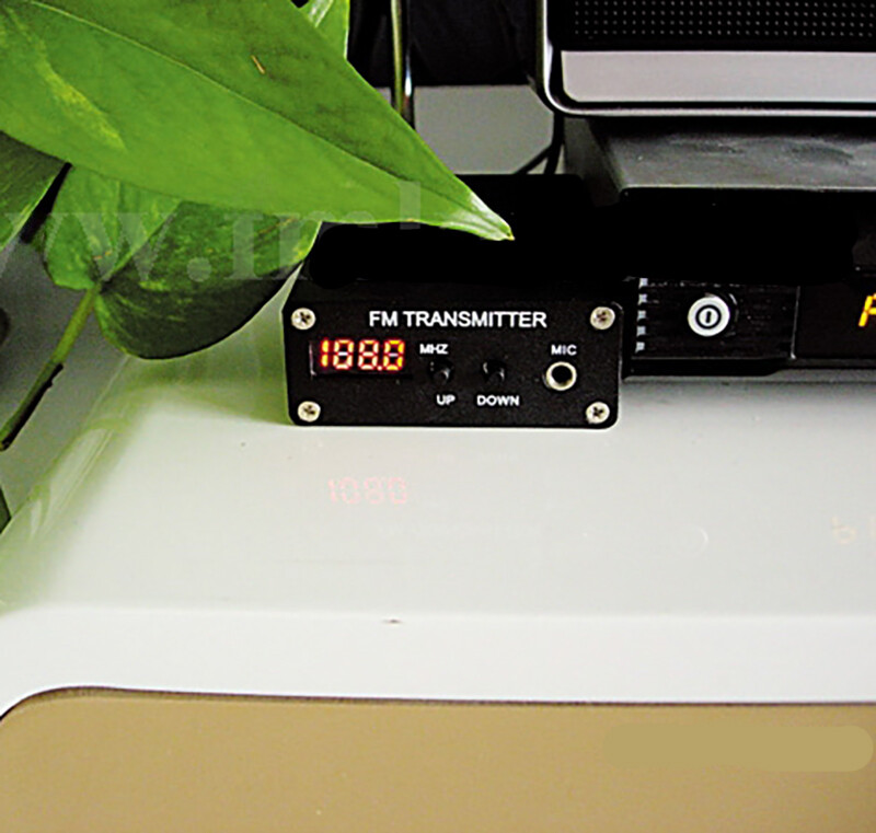 Digital Wirelss Headphone Stereo FM Transmitter Audio Transmission 1/50mW 0.5/5w