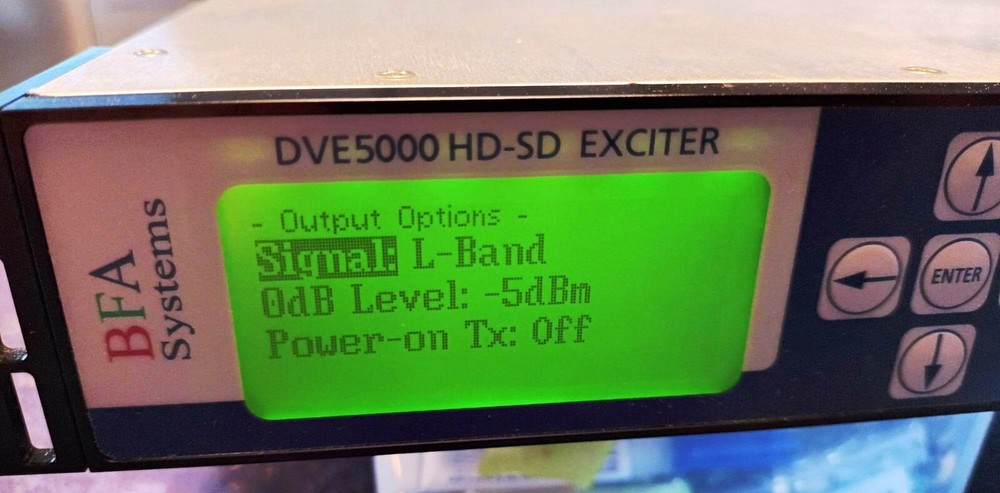 ADVENT VISLINK DVE5000 HD-SD ENCODER, ASI INPUT, L-BAND OUTPUT, EC