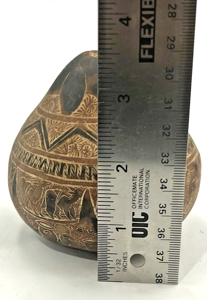 VTG Peruvian Hand Carved Etched Gourd Mate Burilado Storyteller Folk Art 3.5"