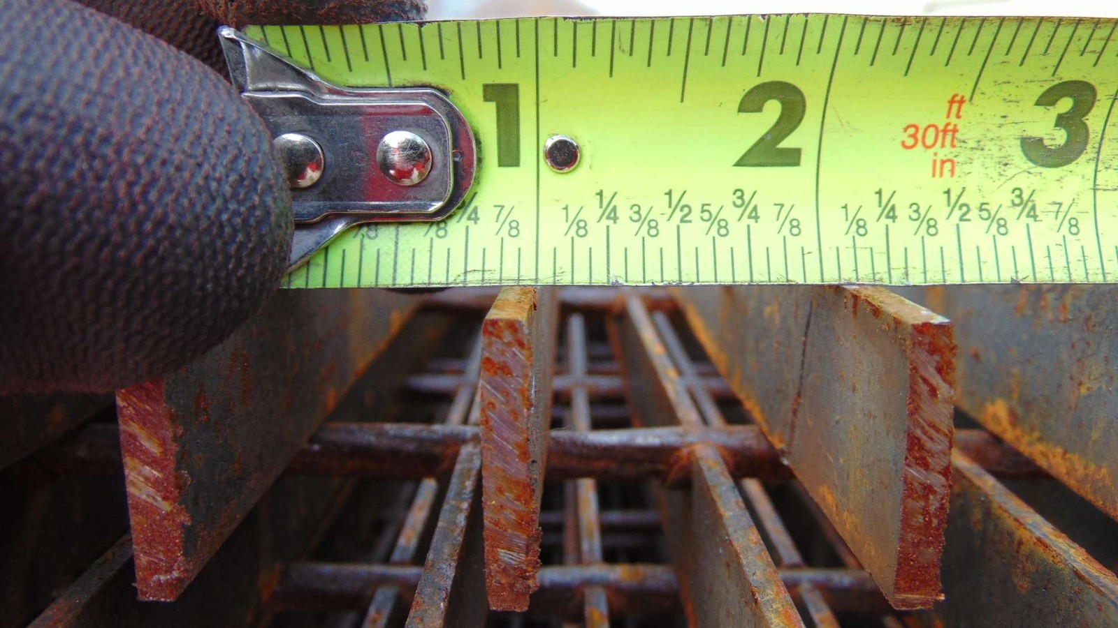 Steel Grating - 29-3/4" x 21' x 1" - Walkway, Drain Cover, Decking