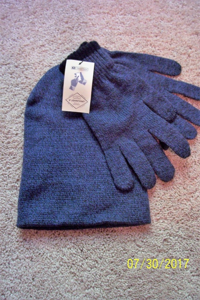 St John's Bay Knit Cap & Gloves Combo - NWT