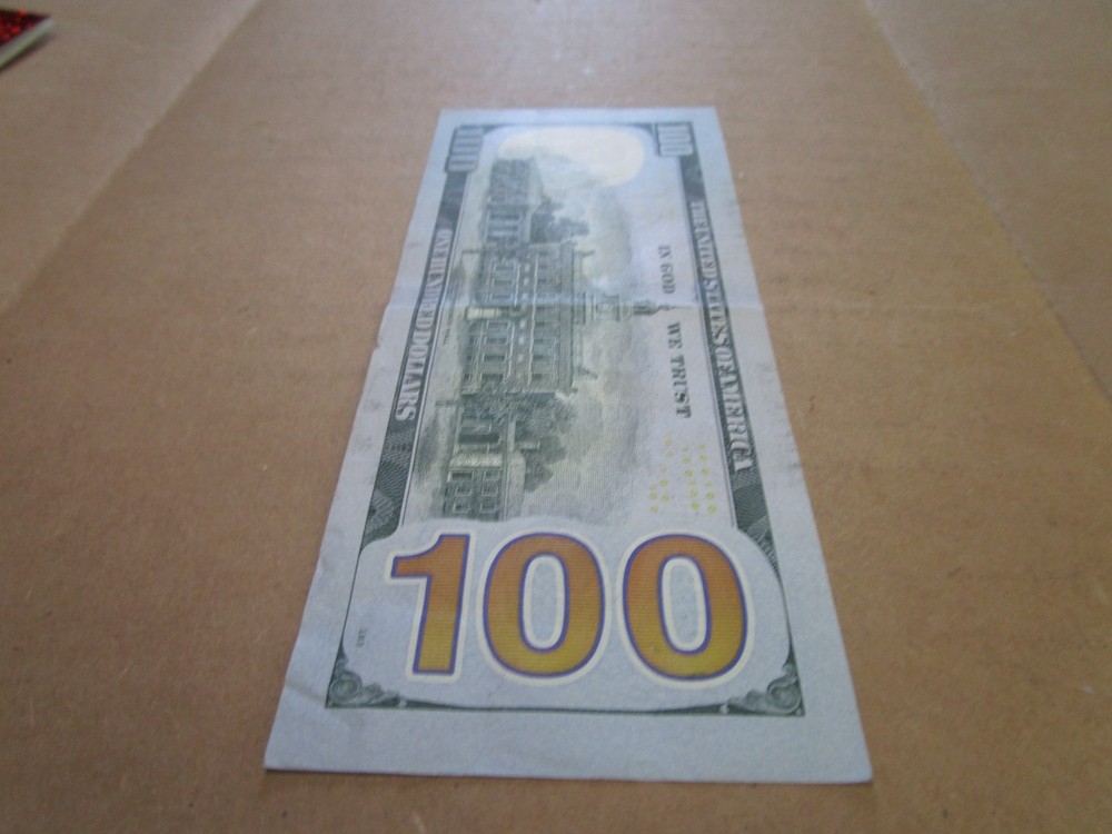 STAR NOTE 2017A $100 BILL--PK03857260*--GREAT CONDITION
