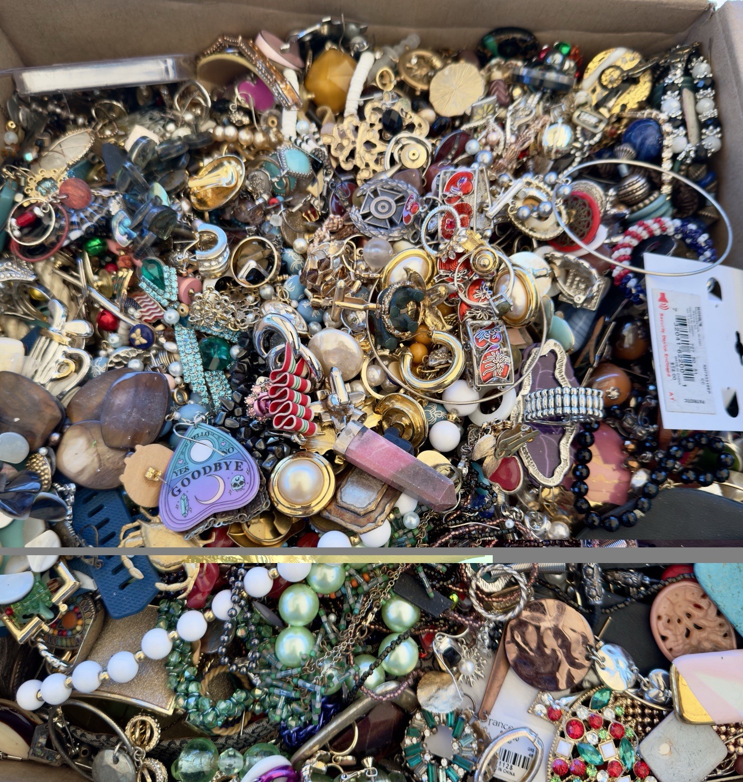 MIXED JEWELRY LOT CRAFT REPAIR, RESELL, REPURPOSE, VINTAGE TO NOW! 20 POUNDS