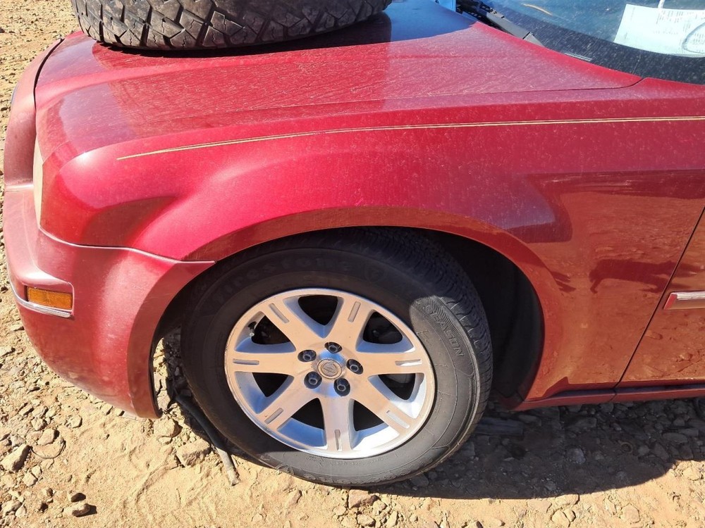 300 2007 Glove Box 4838900