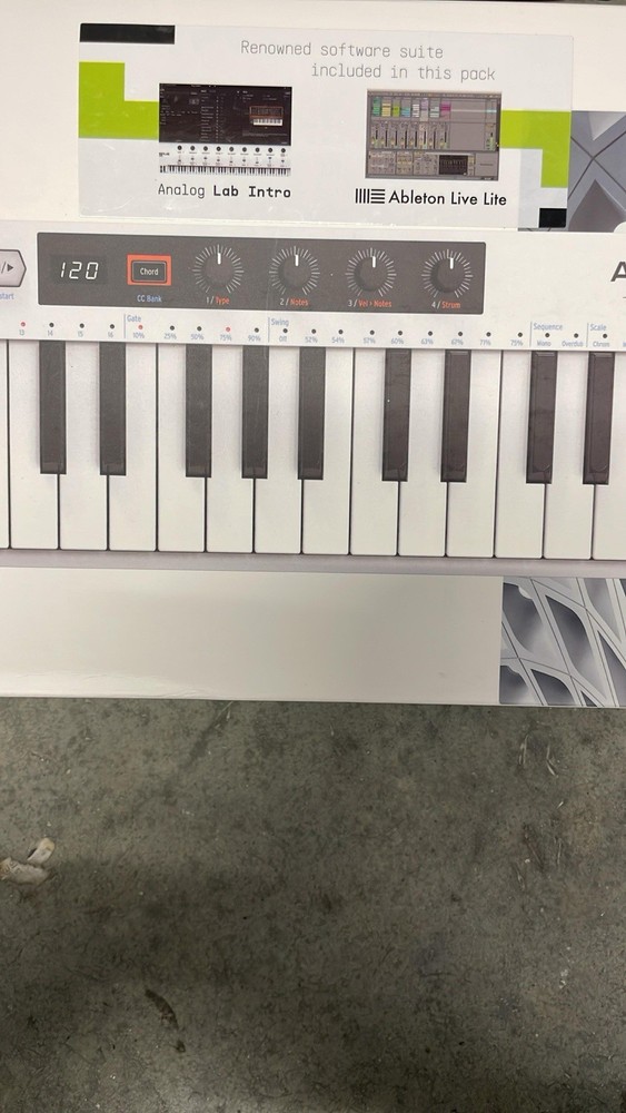 Arturia KeyStep 37 MIDI USB Keyboard Controller Sequencer 37-Key Excellent cond.
