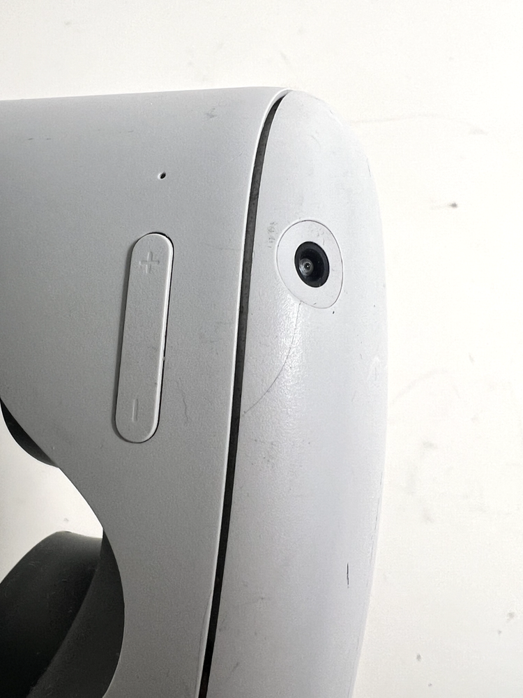GENUINE Meta Oculus Quest 2 VR 256GB HEADSET ONLY - white - NO CONTROLLERS -READ