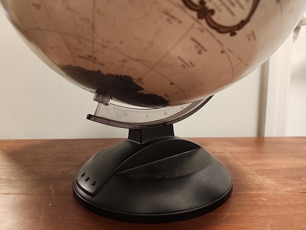 VINTAGE REPLOGLE 12" PLATINUM CLASSIC SERIES GLOBE Plastic Base Donovan