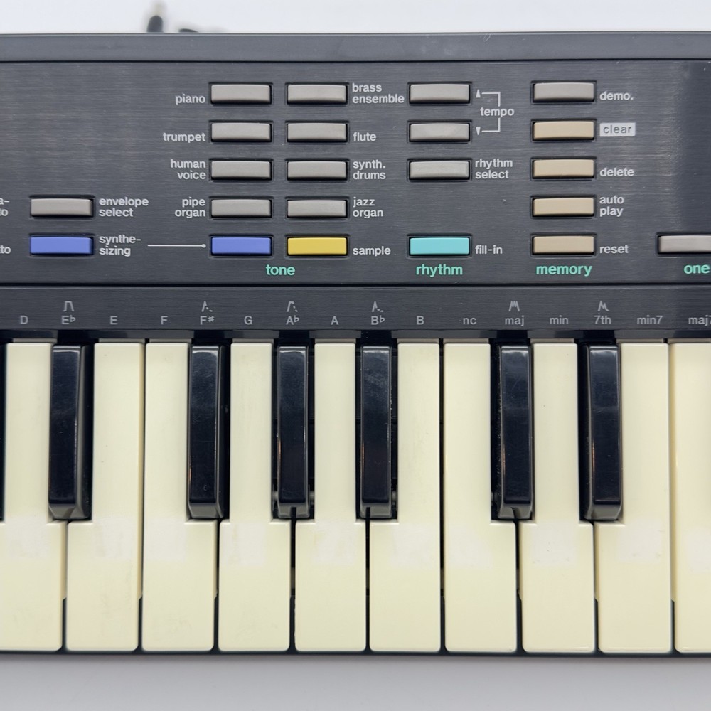 Casio SK-1 Sampling Electronic Keyboard Synthesizer 32 Key TESTED READ BELOW!