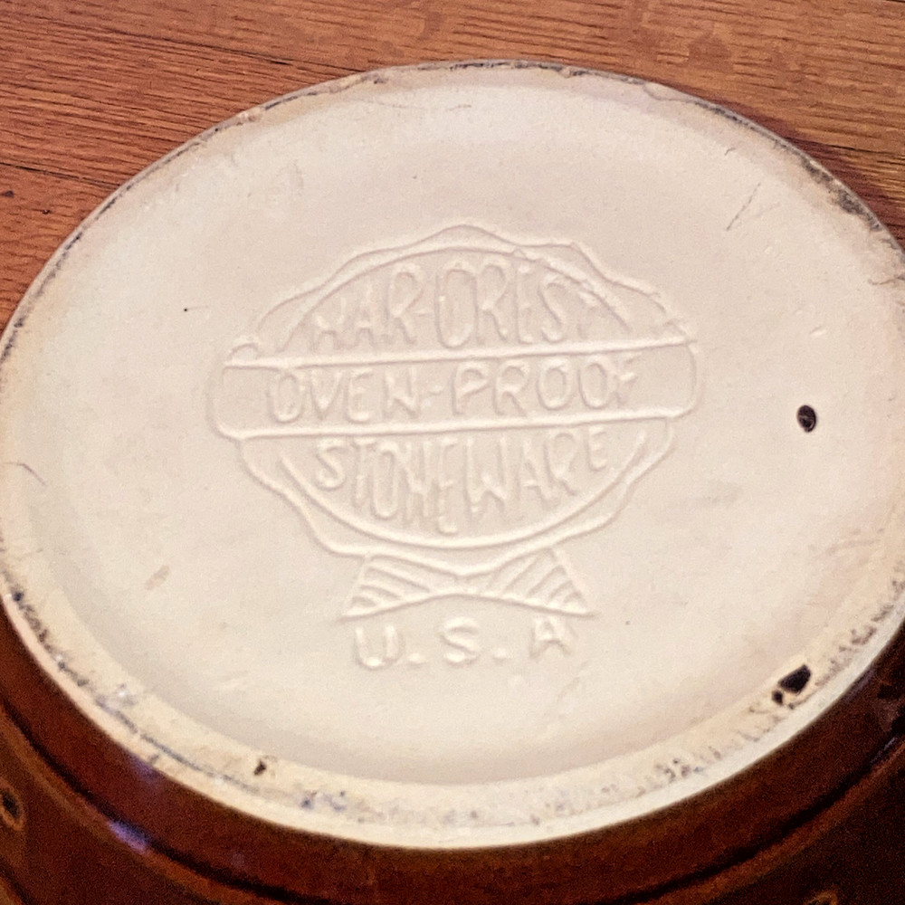 vintage rustic brown ceramic Mar-Crest USA Daisy Dot bean pot, lid stoneware