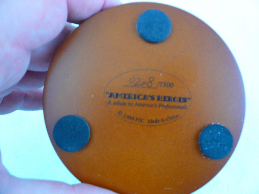 Computer Whiz Figurine Statue NIB New Tech Programmer Coder Free Shipping