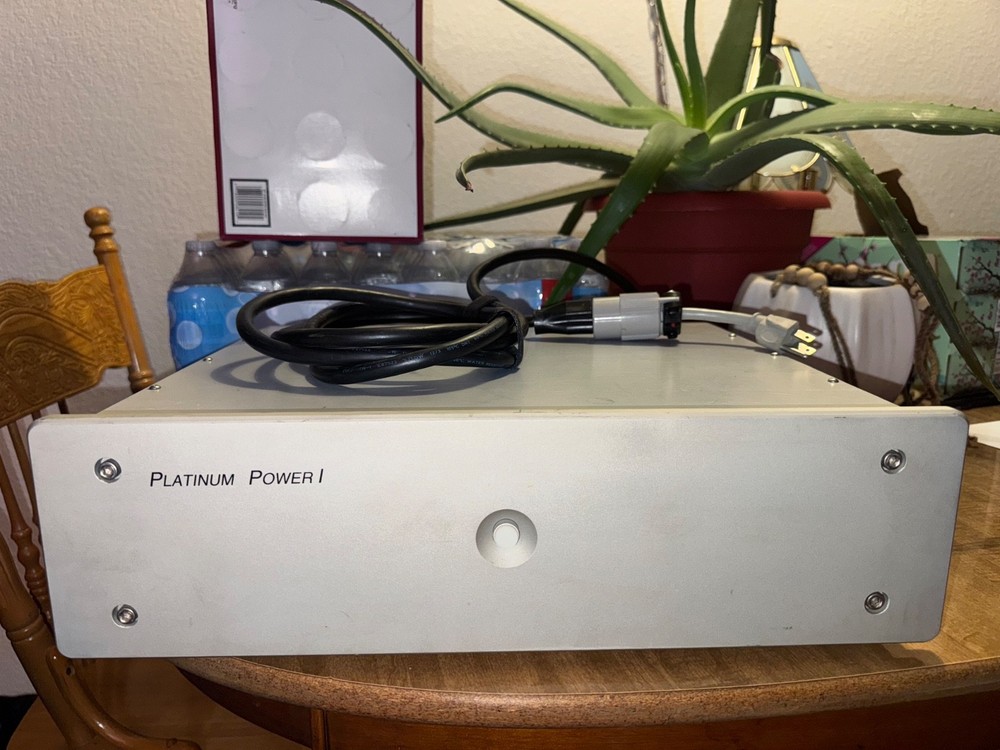 Platinum Power PP-1 - Balanced Power Line Conditioner / Processor / Surge Prot.