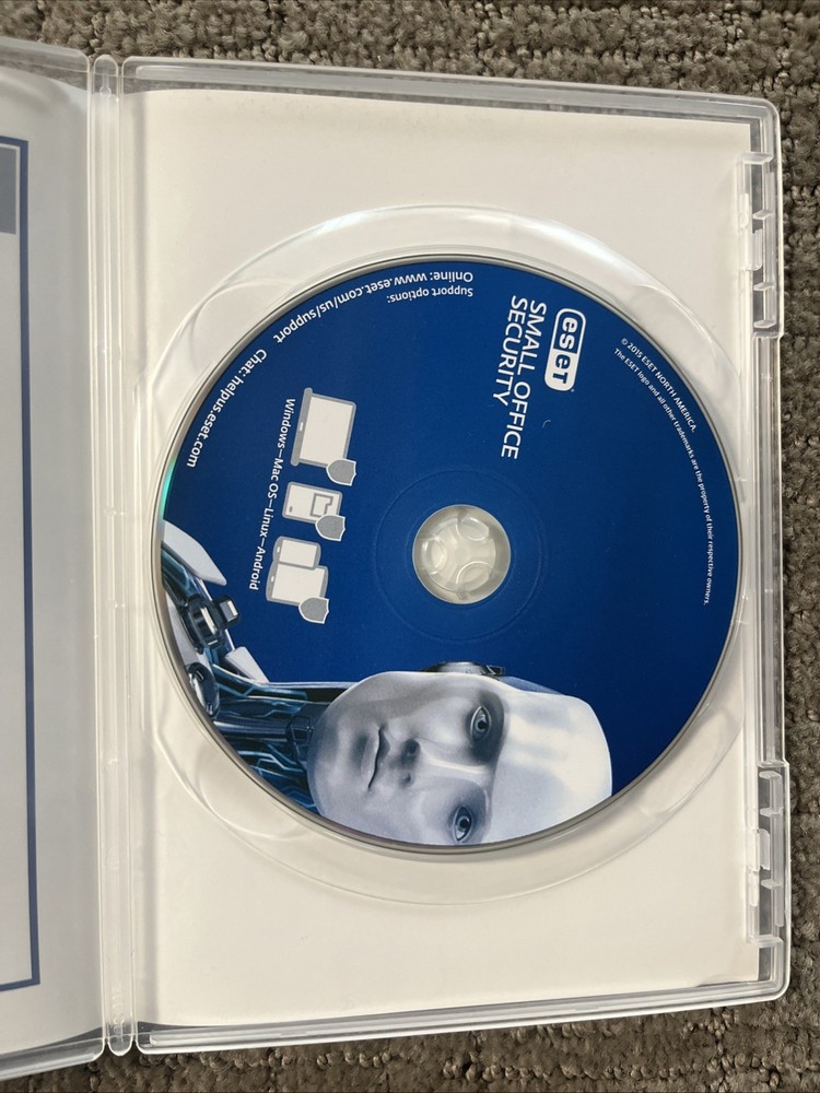 ESET Small Office Security Software, for 5 Devices, PC/Mac New