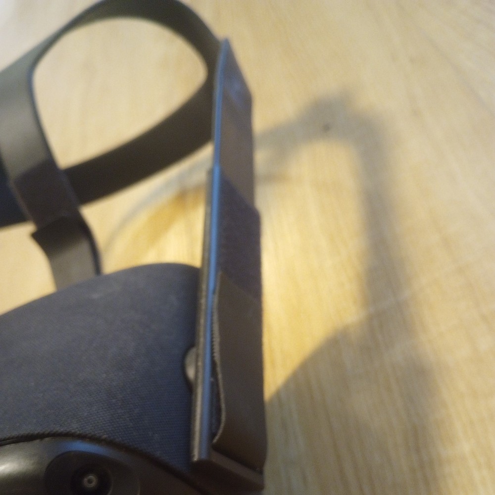 SIX controllers Meta Oculus Quest Headset - Black: working, factory reset, fair