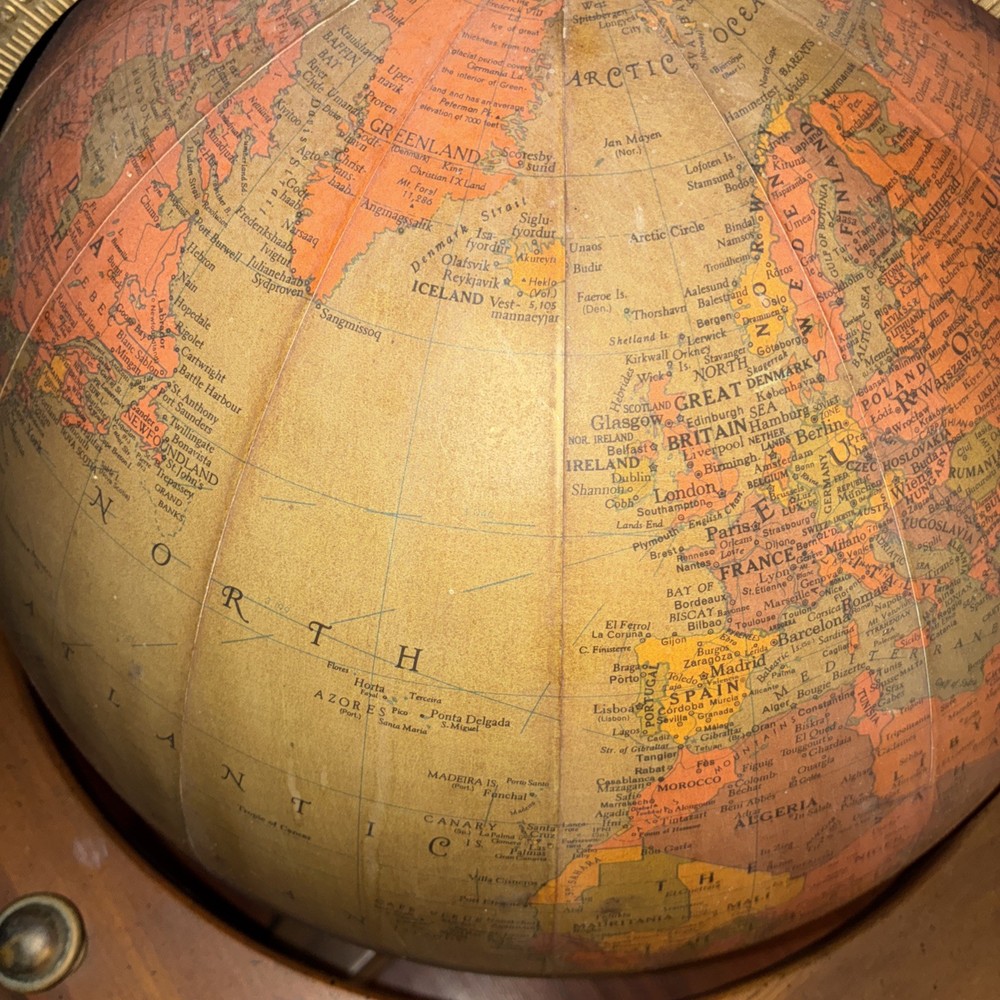 Replogle 16 inch Library globe