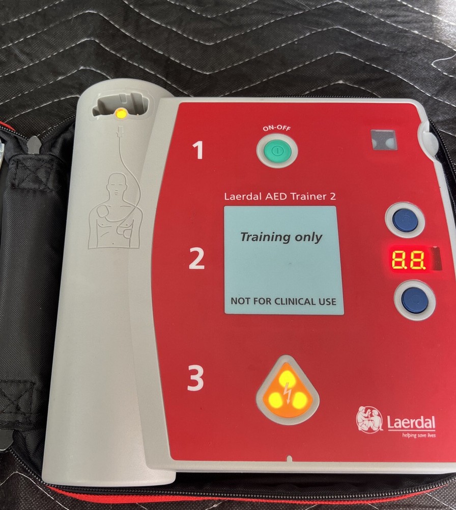 LAERDAL AED Trainer 2 w/ Philips Training Pads