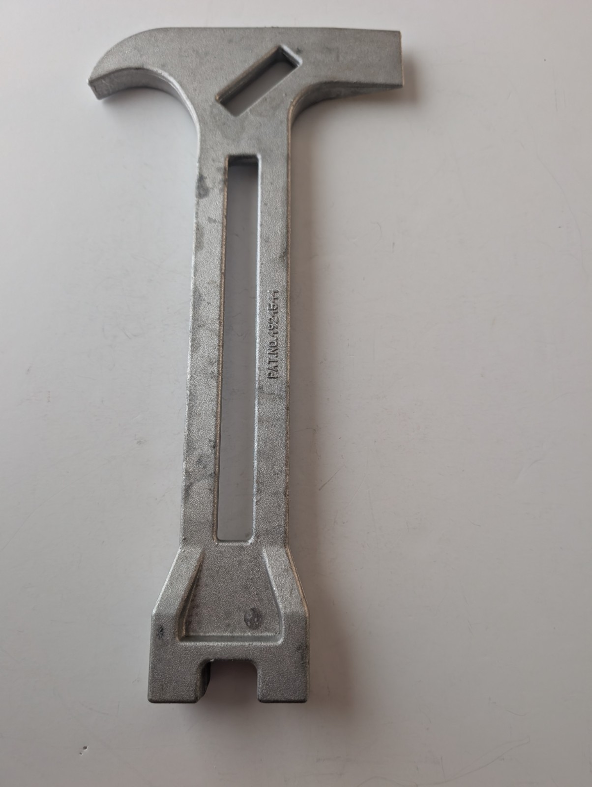 UTILITIES WRENCH / TOOL GAS & WATER SHUT OFF / ON ~ U.S.A ~ ON DUTY 4 In 1