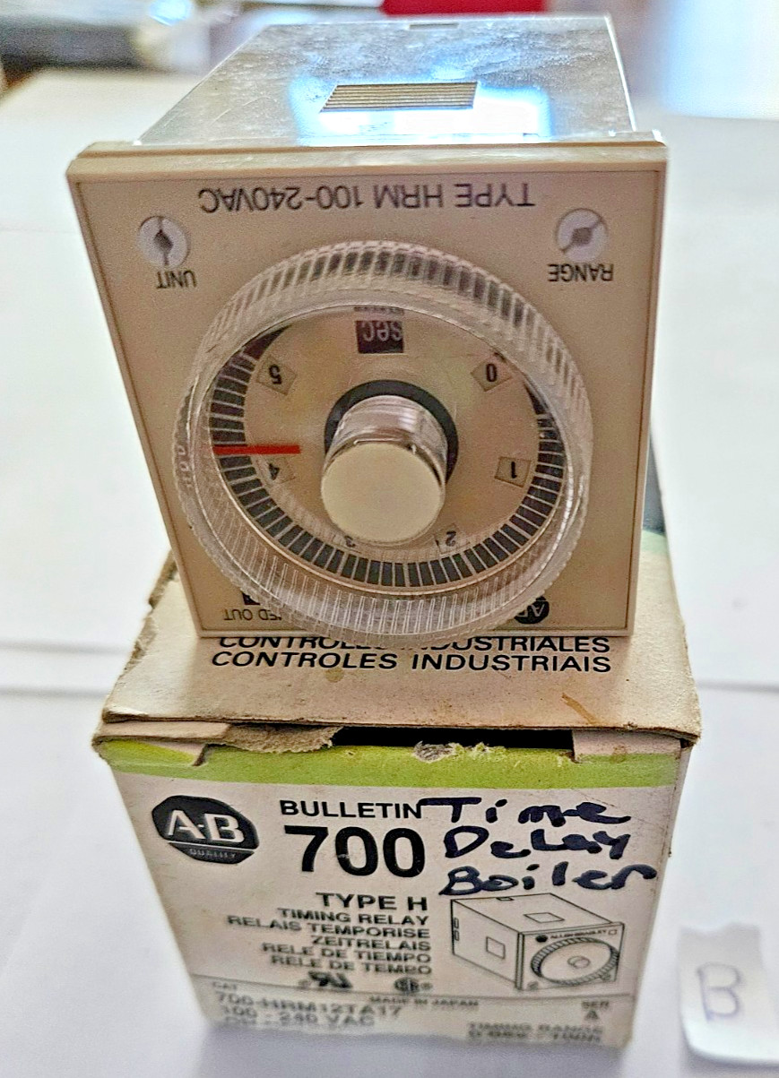 Allen Bradley 700-HRM12TA17 Timing Relay Type H Series A