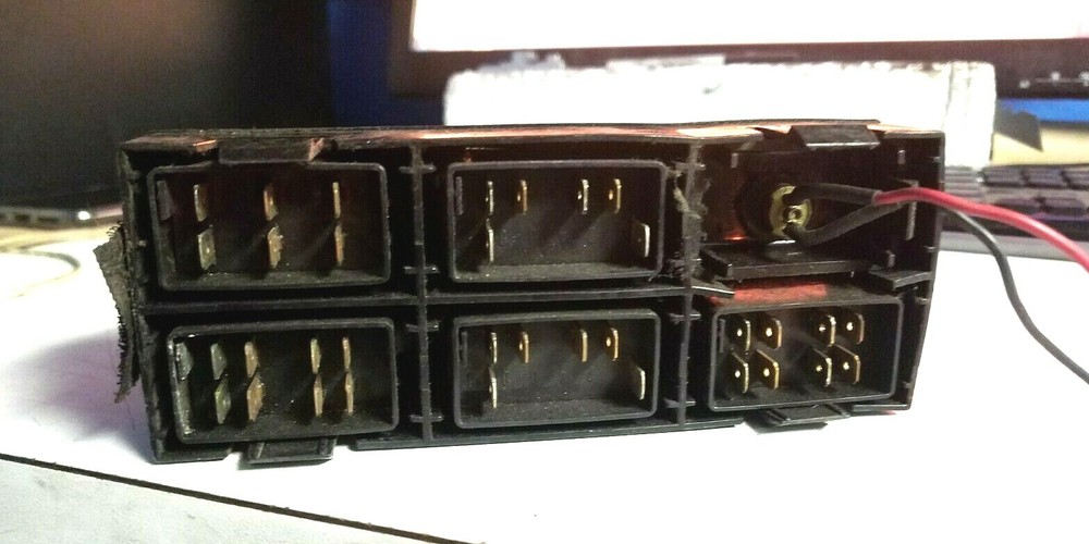 VOLVO DASH PANEL SWITCH 1099864