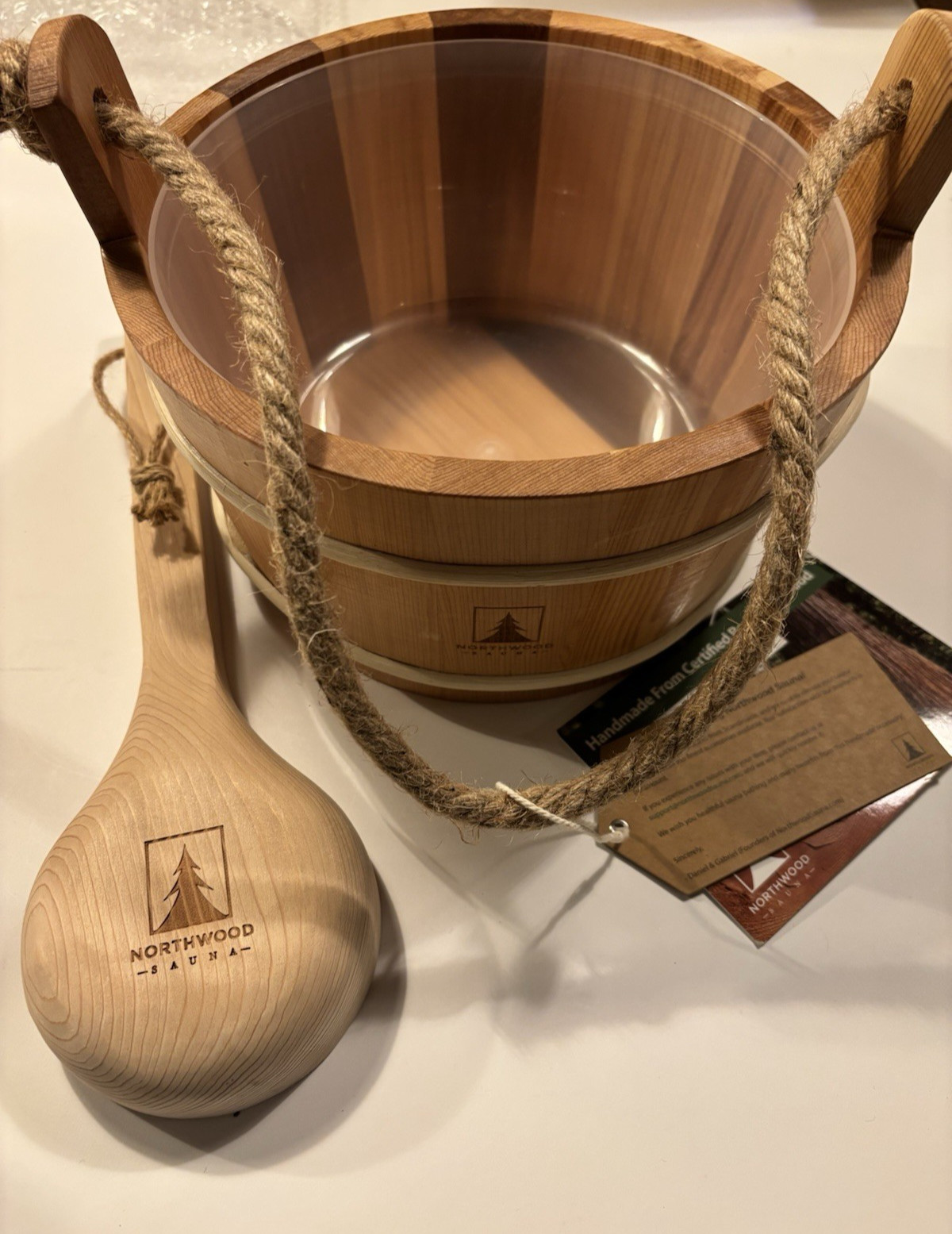 Northwood Sauna Cedar Bucket And Dipper READ