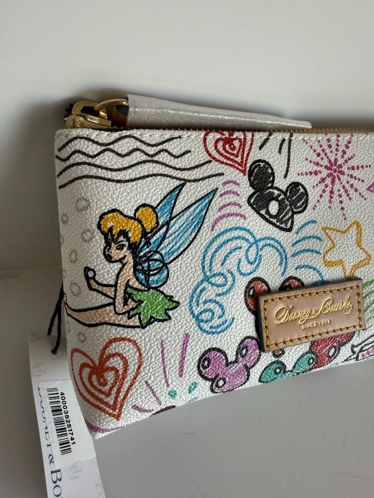 Disney Dooney & Bourke Sketch Cosmetic Case NWT This Placement